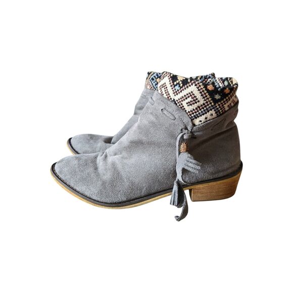 MI IM Booties Venture‎ Gray Suede Soft Slouchy Southwestern Size 9 - Picture 1 of 5